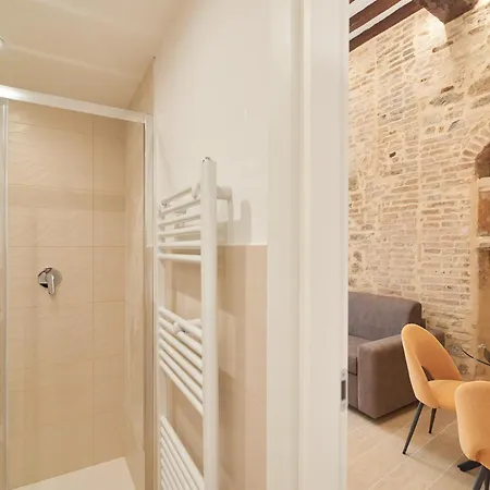 Am 10 - Modern Flat Apartment *